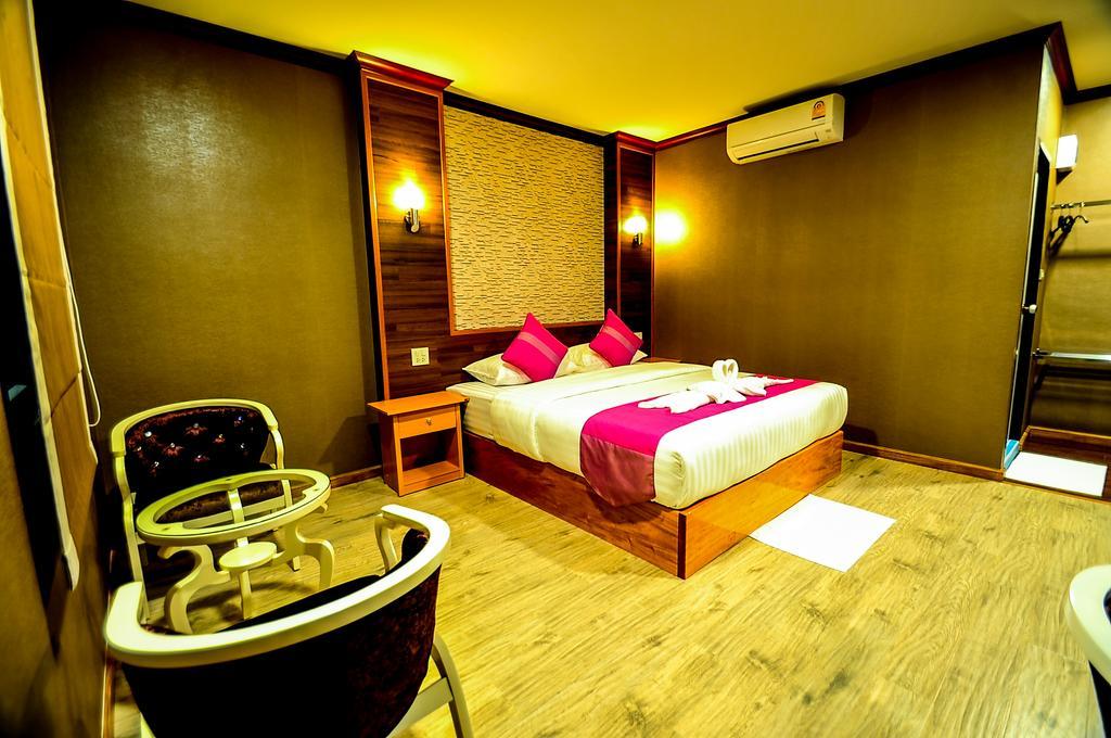 Lenoi Buri Hostel Phatthalung Buitenkant foto