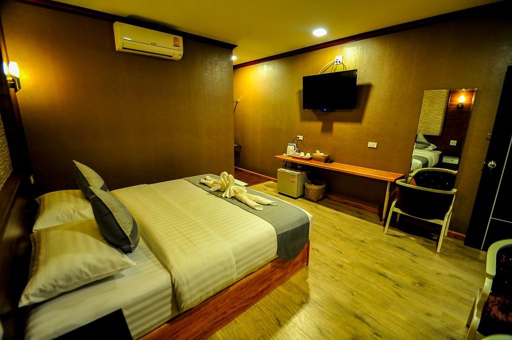 Lenoi Buri Hostel Phatthalung Buitenkant foto
