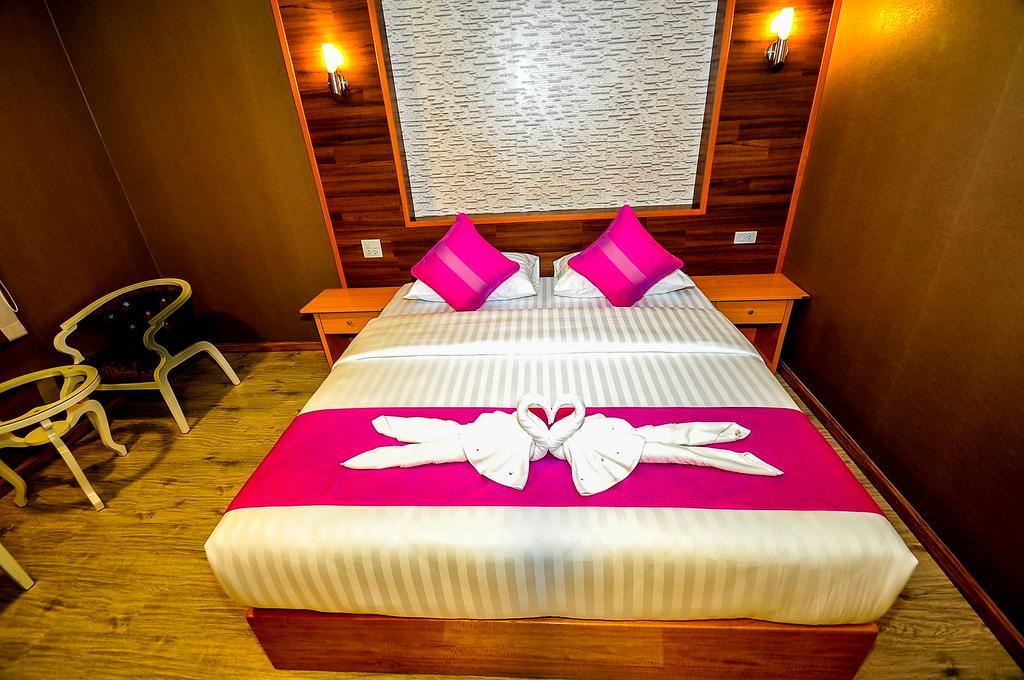 Lenoi Buri Hostel Phatthalung Buitenkant foto