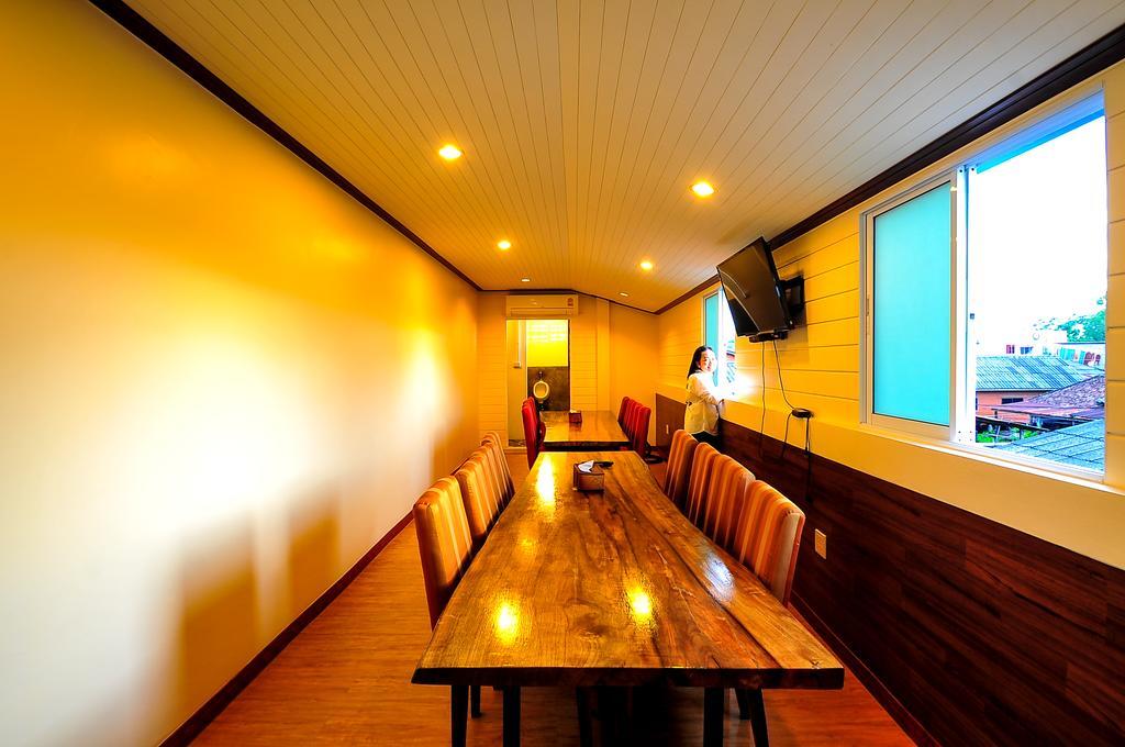 Lenoi Buri Hostel Phatthalung Buitenkant foto