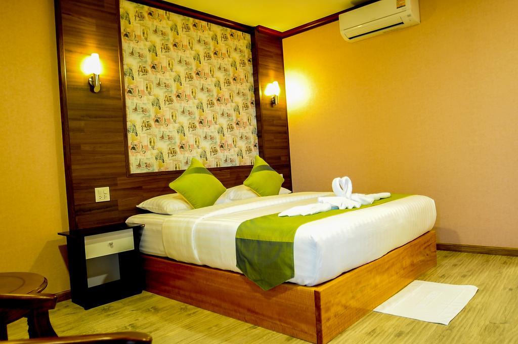 Lenoi Buri Hostel Phatthalung Buitenkant foto