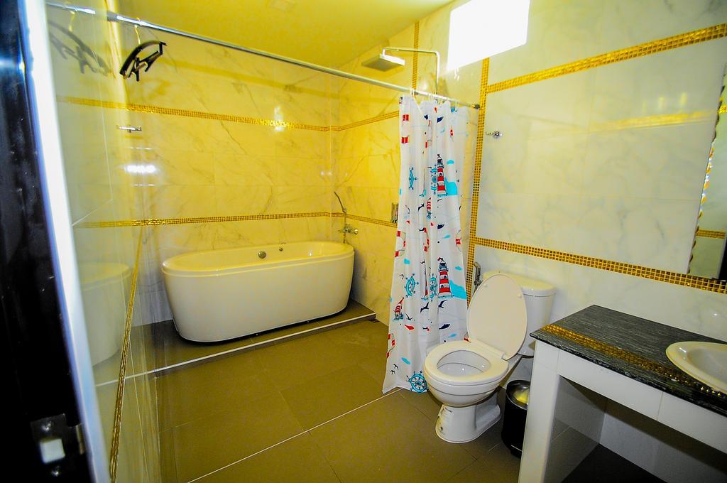 Lenoi Buri Hostel Phatthalung Buitenkant foto